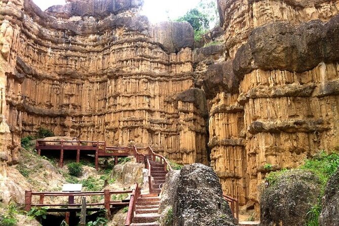 1 Day Private Tour Doi Inthanon And Phachor Canyon - Reaching Thailand’s highest point
