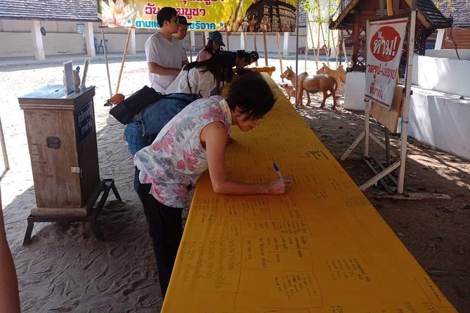 1 day Private Tour to Unseen Temple in Lampang - Practical advice before you go