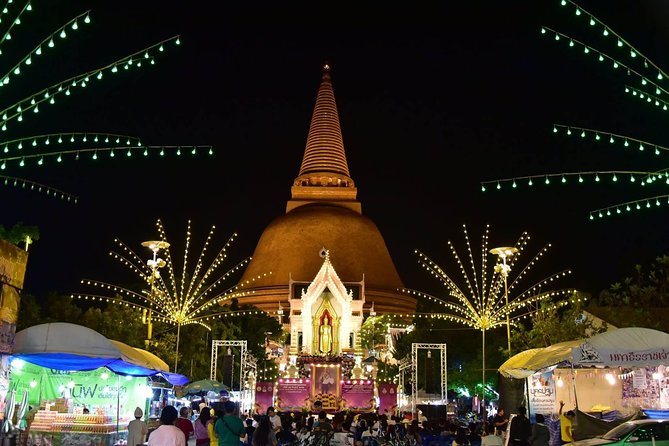 2-hour Bangkok Old City Night CHOB TUK TUK + Talat Noi Street Art - Talat Noi, old houses, and street art