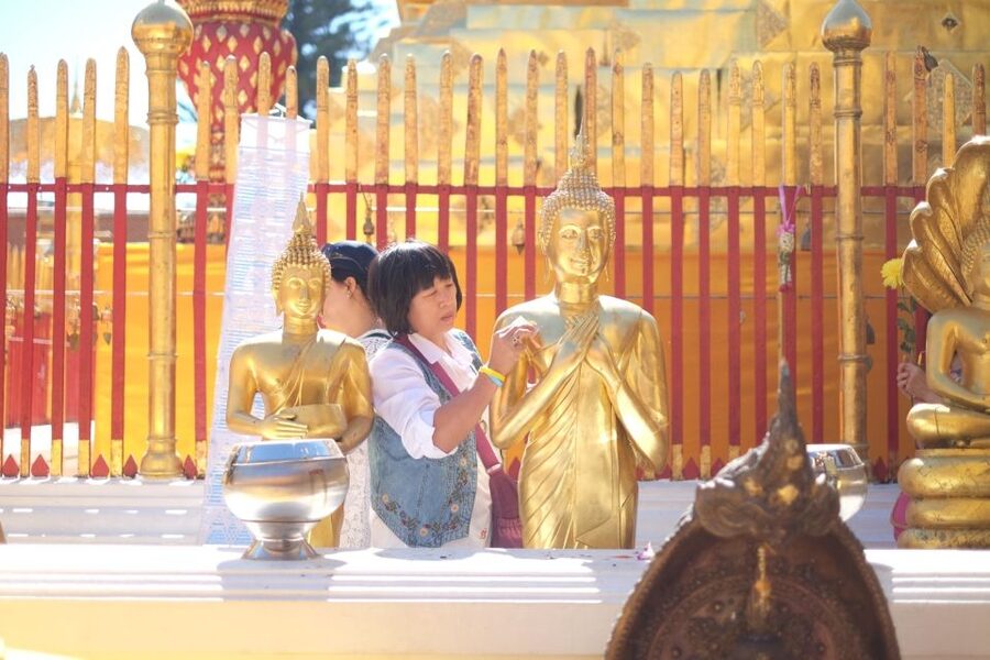 4-Hour Doi Suthep & Hmong Hill Tribe Village from Chiang Mai - Timing, pickup, and what the day feels like