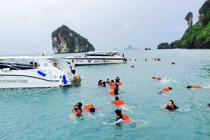 4 Island Tour by Traditional Big Longtail Boat from Krabi - Poda Island: the tour’s best beach pause
