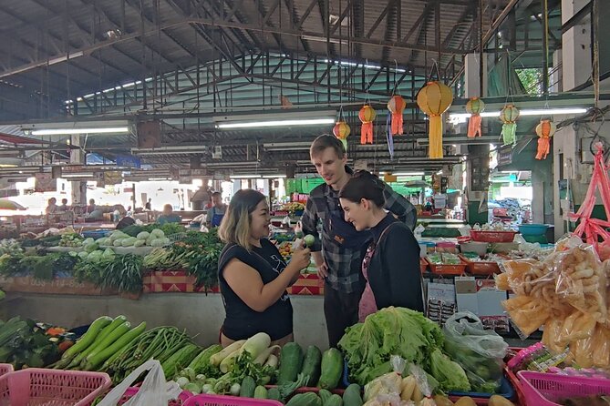 5 Hour Morning Thai Cooking Course - Comfort, Group Size, and Family Suitability