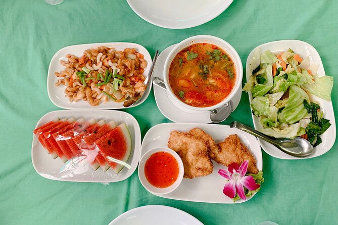 All day Krabi Jungle Tour (Hot Spring Water, Emerald Pool, Tiger Cave Temple) - Lunch beside a stream