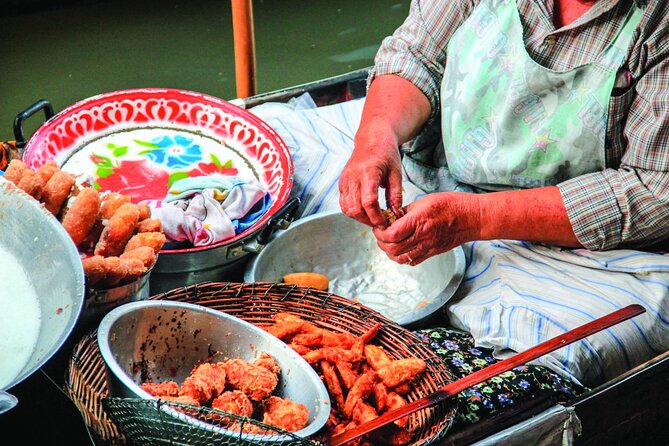 Amphawa Boat Ride & Railway Market: Multi-Lang Private Tour - What the private format is worth