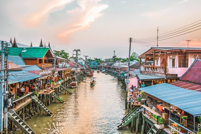 Amphawa Floating & Maeklong Railway Train Market (Small Group) - Why Maeklong Railway Market Is Worth the Long Ride