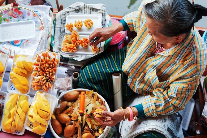 Amphawa Floating Market & Maeklong Railway Train Market Tour - The guides can shape the whole day