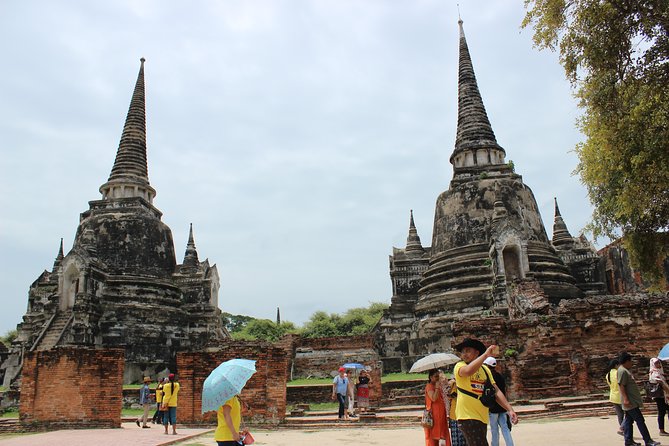 Ancient City Ayutthaya Private Guided Day Tour - Wat Chaiwatthanaram and its Angkor influence