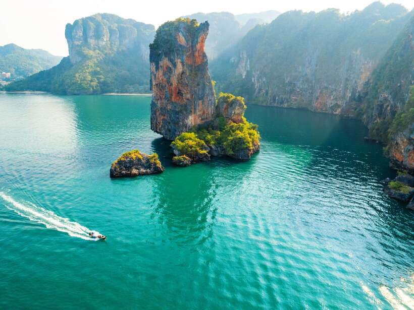Ao Nang: Island-Hopping Snorkel Tour w/ Amazing Hong Island - Deang Island brings the first reef stop