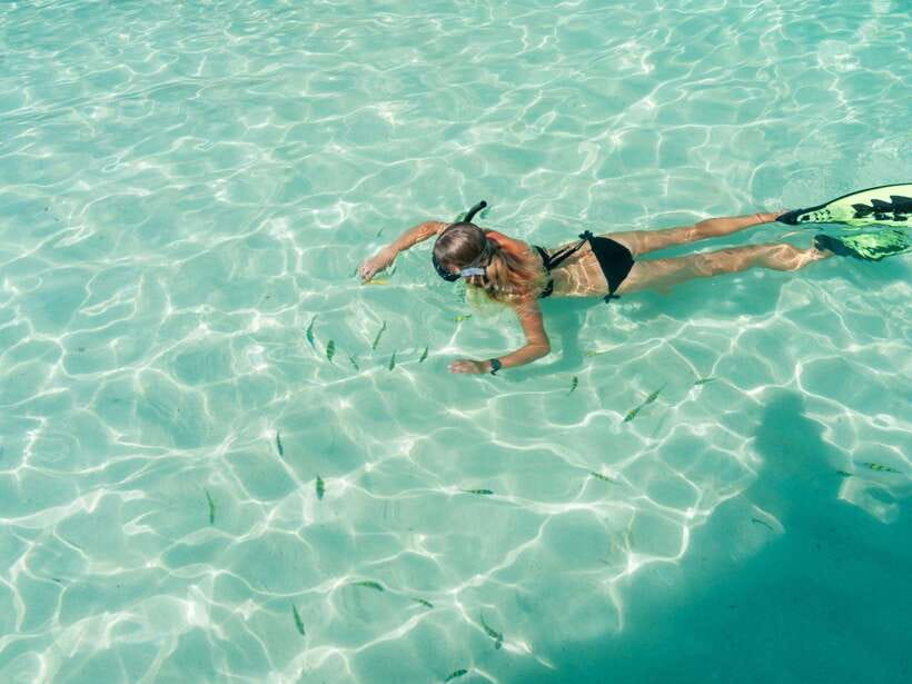 Ao Nang: Island-Hopping Snorkel Tour w/ Amazing Hong Island - The long-tail boat sets the tone
