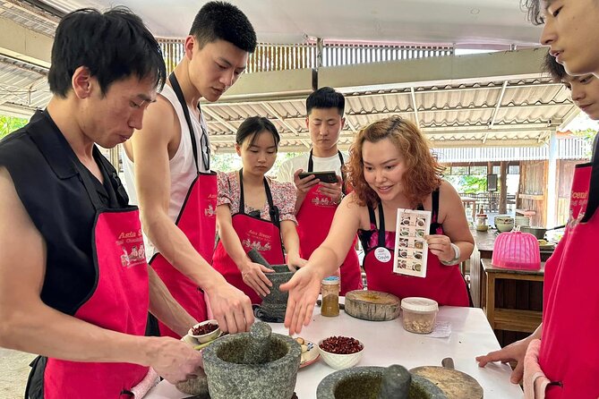 Authentic Thai Cooking Class and Farm Visit in Chiang Mai - Six dishes, with plenty of choice