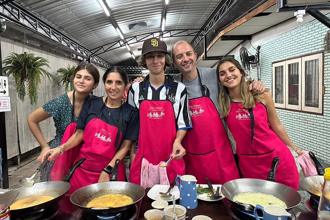Authentic Thai Cooking Class and Farm Visit in Chiang Mai - Practical tips for a smoother class