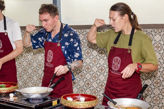 Authentic Thai Cooking with the Largest market visit &TukTuk ride - What you may cook during the four-course lesson