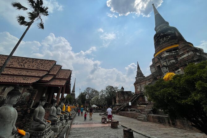 Ayutthaya Historical Old Capital day Tour from Bangkok - Wat Mahathat and Ayutthaya’s famous Buddha head