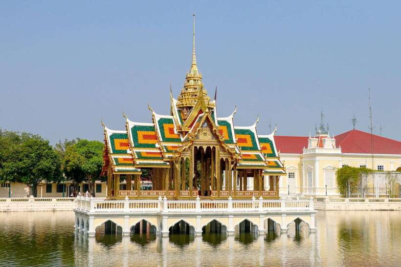 Ayutthaya One Day: Famous Temples & Bang Pa-In Palace Tour - Key points at a glance