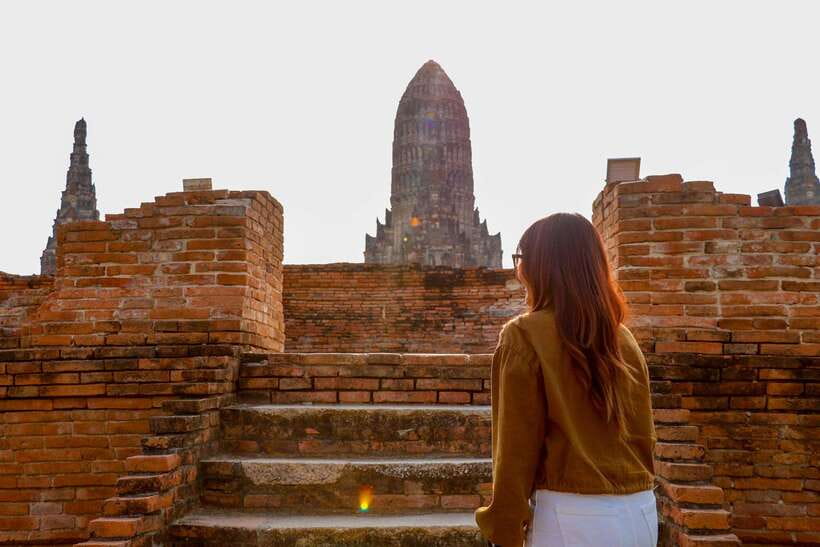 Ayutthaya One Day: Famous Temples & Bang Pa-In Palace Tour - Bang Pa-In Palace: a graceful start beside the river