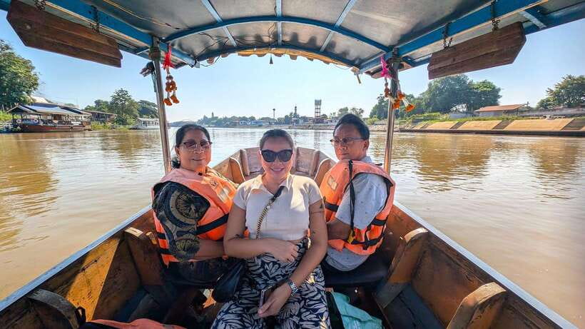 Ayutthaya: Private Boat Tour with Optional Temple Visits - Clothes, weather, and comfort
