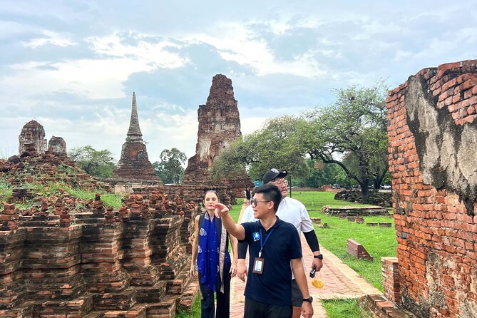 Ayutthaya’s Hidden Gems: Small Group Tour with Car & Local Guide - Chao Sam Phraya National Museum and its gold collection
