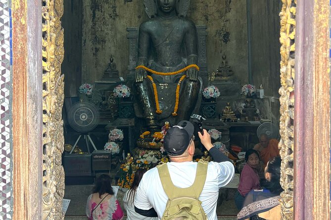 Ayutthaya’s Hidden Gems: Small Group Tour with Car & Local Guide - Wat Mahathat and the Buddha in the tree roots