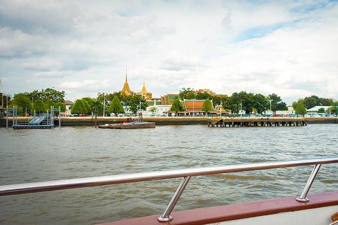 Ayutthaya Temples Tour from Bangkok with Grand Pearl River Cruise - Wihan Phra Mongkhon Bophit and the reclining Buddha
