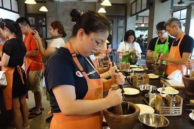 Baipai Thai Cooking School Class in Bangkok - Group Size, Timing, And Practical Fit