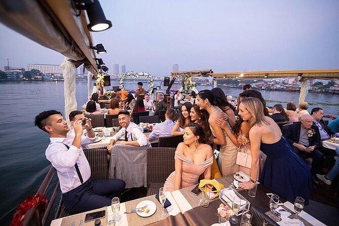 Bangkok: 2-Hour Dinner Cruise on the Chao Phraya Princess - Arriving at ICONSIAM Pier 1