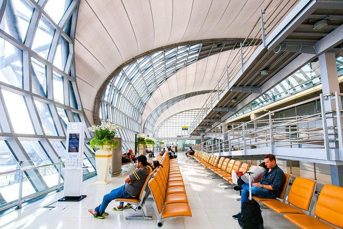 Bangkok Airport to Bangkok Hotel Arrival Transfer - Communication, Flight Delays, and What Can Go Wrong