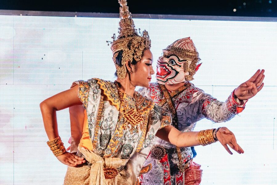 Bangkok: Alangka Luxury Buffet Dinner Cruise With Live Music - Is $31 good value for Bangkok?