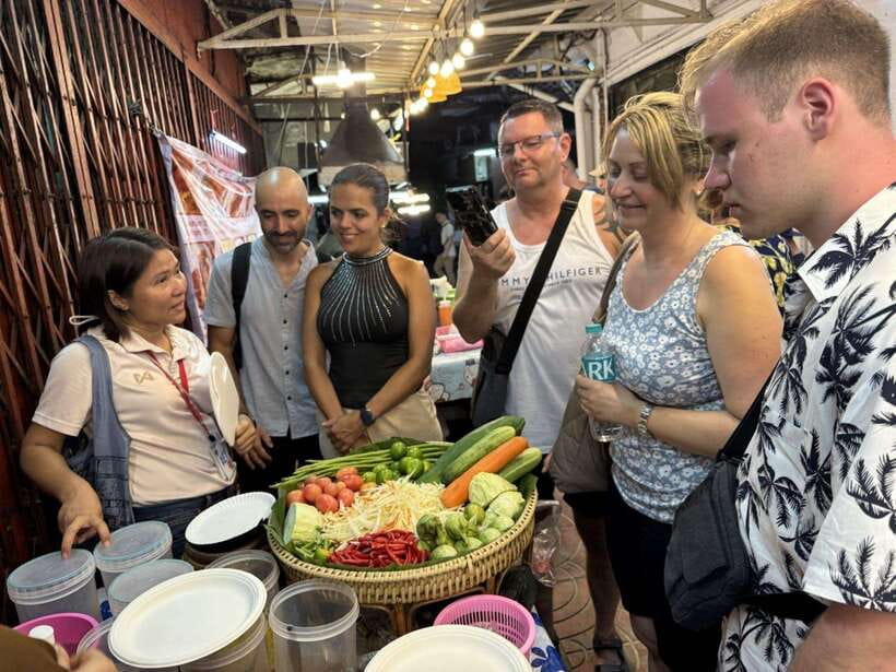 Bangkok Authentic Tasting Thai-Chinatown Walking Food Tour - Michelin Guide stops without the ceremony