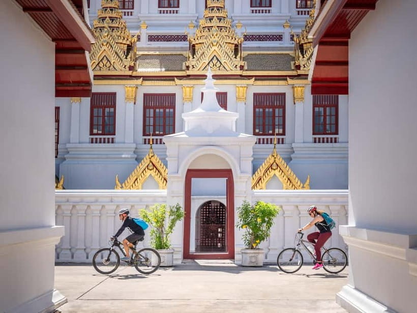Bangkok: Backstreets and Historic Temples Bike Tour - Starting near MRT Sam Yot at 8:30 a.m.