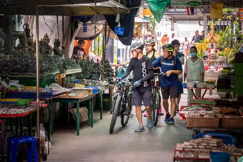 Bangkok: Backstreets and Historic Temples Bike Tour - From Khaosan Road to the quiet lanes