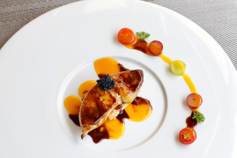 Bangkok: Baiyoke Observation Deck Ticket with Buffet Meal - The 77th-floor observation deck gives you the city at a glance