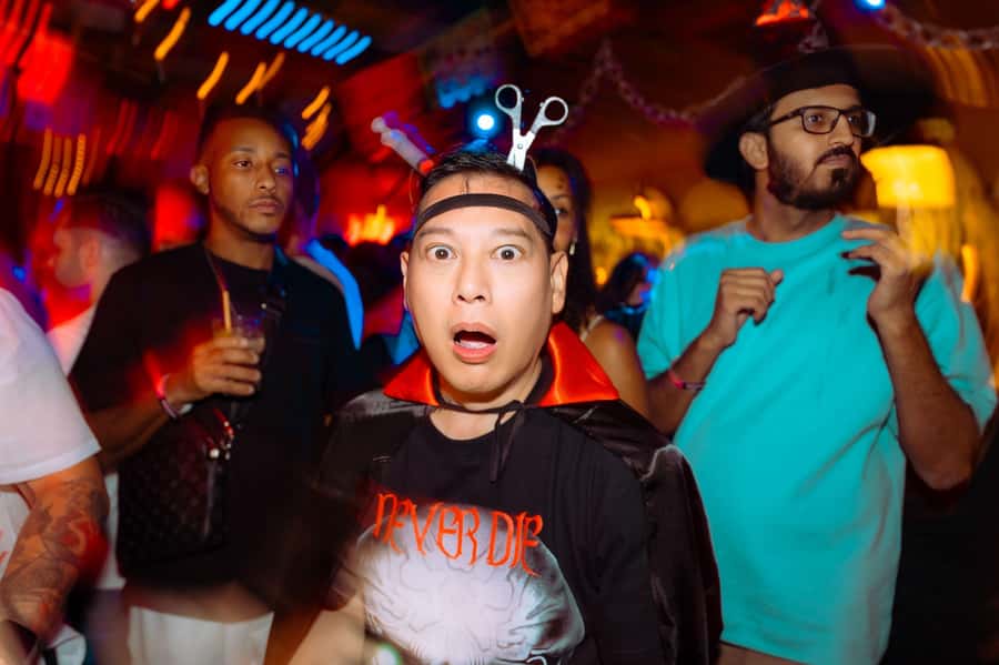 Bangkok: Bar and Club Crawl - Starting with cocktails and meeting the group
