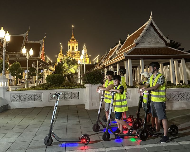 Bangkok By Night by Electric Scooter &/or Bike - Wat Prayurawongsawat and the quieter riverside side