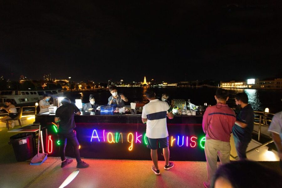 Bangkok: Chao Phraya Alangka Cruise at Icon Siam - Sailing past the Memorial Bridge and Rachawongse