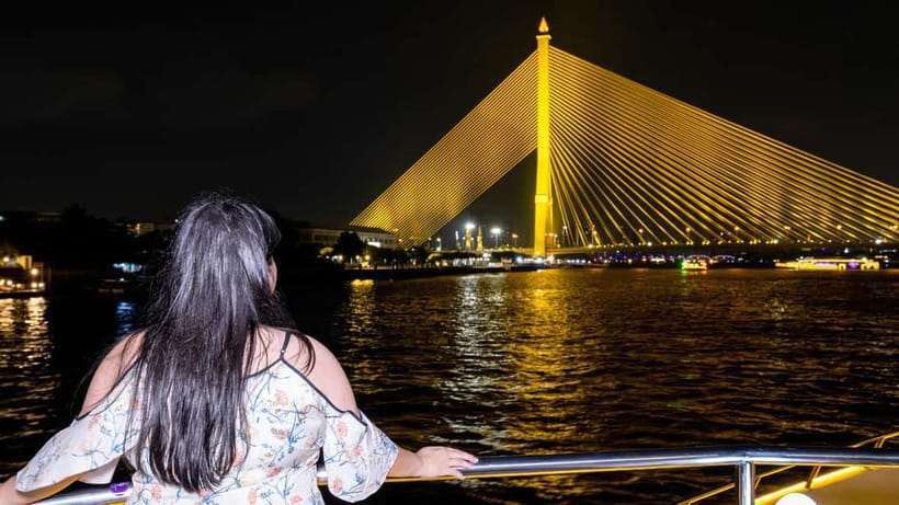 Bangkok: Chao Phraya Princess Dinner Cruise & Hotel Transfer - Checking in at ICONSIAM
