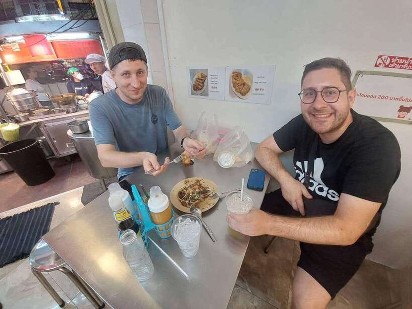 Bangkok: Chinatown Food Tour with Michelin Food Stalls - Chinese Influence and Bangkok’s Food Story