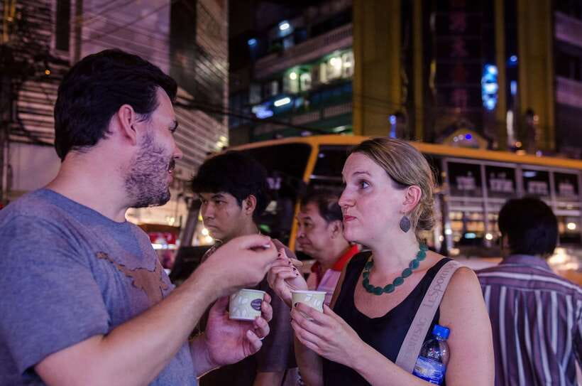 Bangkok: Chinatown Night Food Tour - Starting at Hua Lamphong and finding the group