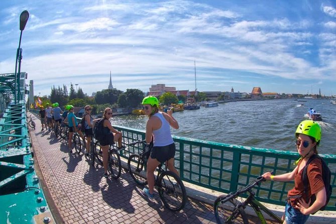 Bangkok City Bike Tour - Hotel-pickup & Lunch - What the 15-kilometer ride is really like