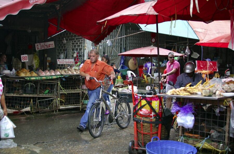 Bangkok: City Culture half-day Bike Tour - How demanding is the cycling?