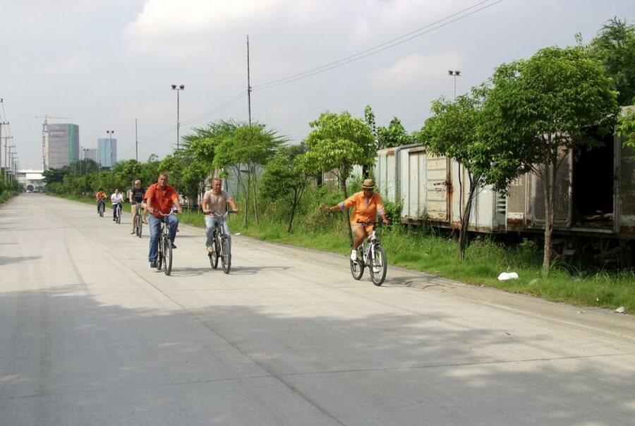 Bangkok: City Culture half-day Bike Tour - Talad Khlong Toei, Bangkok’s best food stop
