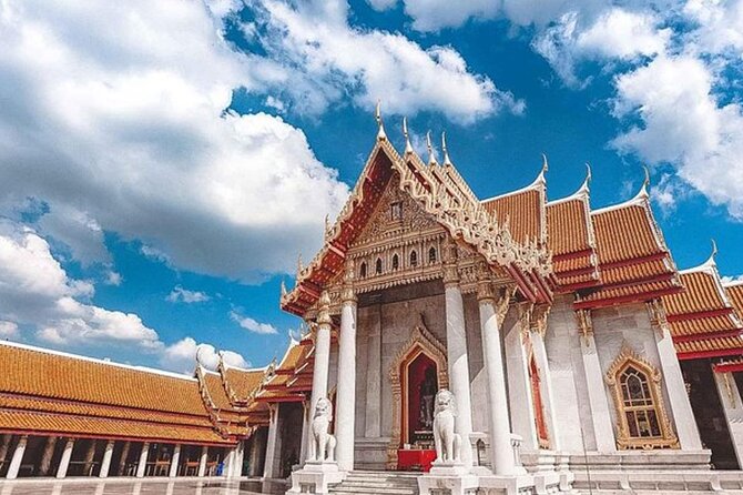 Bangkok City Tour with Guided Temple Visits and Shared Transfers - What this Bangkok tour is really designed to do
