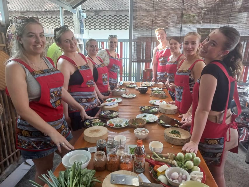 Bangkok: Cook authentic Thai food with Smart Cook - Spring rolls and the first hands-on lesson