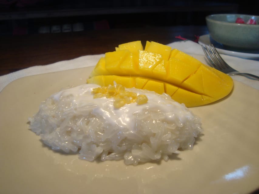 Bangkok: Cook authentic Thai food with Smart Cook - Stir-fried dishes with fast Thai flavors