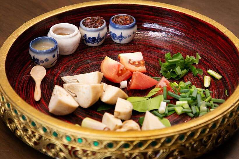 Bangkok: Cooking Class with Market Visit & Tuk Tuk Ride - Dietary requests and spice levels