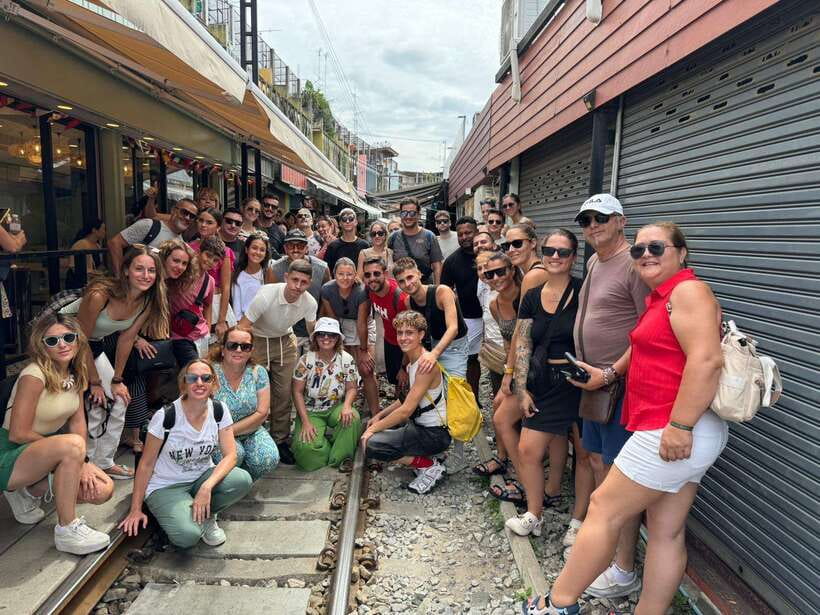Bangkok: Damnoen Saduak and Mae Klong Train Markets - Timing, comfort, and who should book