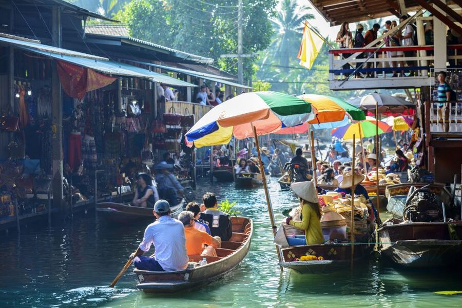 Bangkok: Damnoen Saduak, Train Market & Mahanakhon Day Trip - Food stalls, Thai snacks and free time