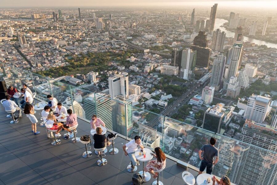 Bangkok: Damnoen Saduak, Train Market & Mahanakhon Day Trip - Finishing above Bangkok at Mahanakhon