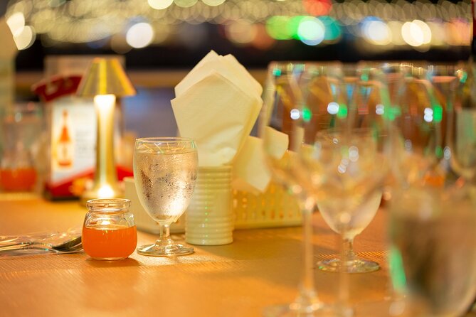 Bangkok Dinner Cruise on the Chao Phraya River - The Thai and international buffet