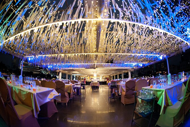 Bangkok Dinner Cruise on the Chao Phraya River - Live music, dance, and the evening mood