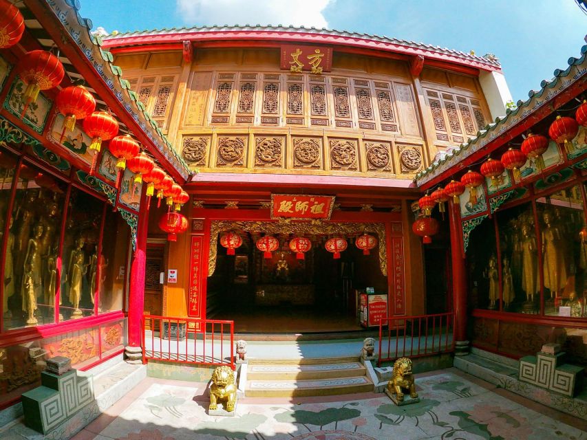 Bangkok: Discover a Taste of Chinatown – 2 Hr Walking Tour - Yaowarat After Dark, With Room to Choose